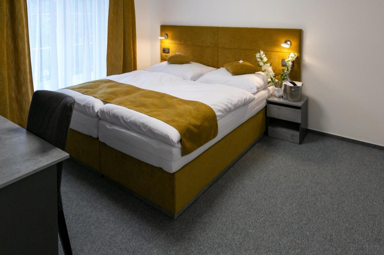 Wellness Hotel Edelweiss Liberec Exterior foto